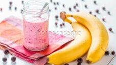Frappè alla banana e ribes nero ricco di antiossidanti! Frappè alla banana e ribes nero ricco di antiossidanti!