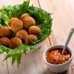 Falafel al forno, delle polpettine di ceci senza glutine Falafel al forno, delle polpettine di ceci senza glutine