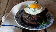 Pancake di riso aromatizzati alle erbe, una gustosa variante