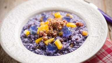 Risotto con cavolo viola e salsiccia