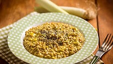 Risotto di grano saraceno ai porri con panna speziata