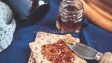 Salsa di fichi e aceto balsamico: aromi coinvolgenti Salsa di fichi e aceto balsamico: aromi coinvolgenti