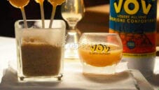Semifreddo al Vov, glassa di mango e miglio caramellato