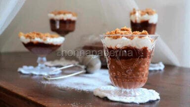 Cioccolato fragole e pistacchi