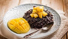 Mango sticky, il riso nero al mango della cucina thailandese