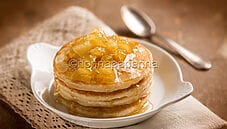 Pancake con latte di cocco, una delizia lattosio free Pancake con latte di cocco, una delizia lattosio free