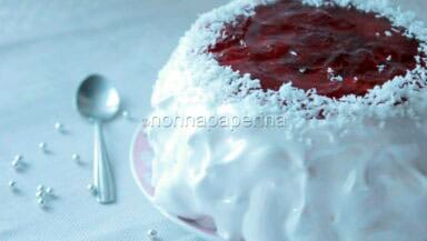 Torta sogno al cocco e corniole per dessert