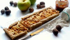 Crostata di grano saraceno con Mele e Frutta secca Crostata di grano saraceno con Mele e Frutta secca