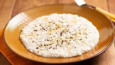 Portiamo in tavola il risotto cacio e pepe