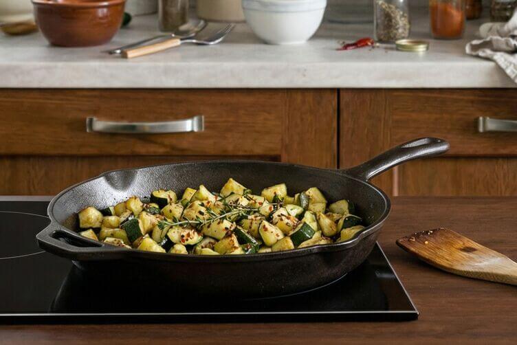 zucchine in padella saporite