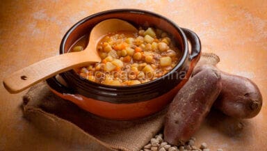 Minestra di cicerchie e patate