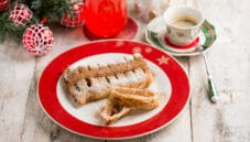 Lo strudel con pere e fichi secchi, una ricetta per Natale Lo strudel con pere e fichi secchi, una ricetta per Natale