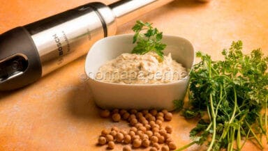 hummus di ceci alle erbe