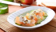 Carote, mela verde e caprino: fascino del finger food