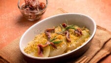 Finocchi con acciughe: un contorno saporito Finocchi con acciughe: un contorno saporito