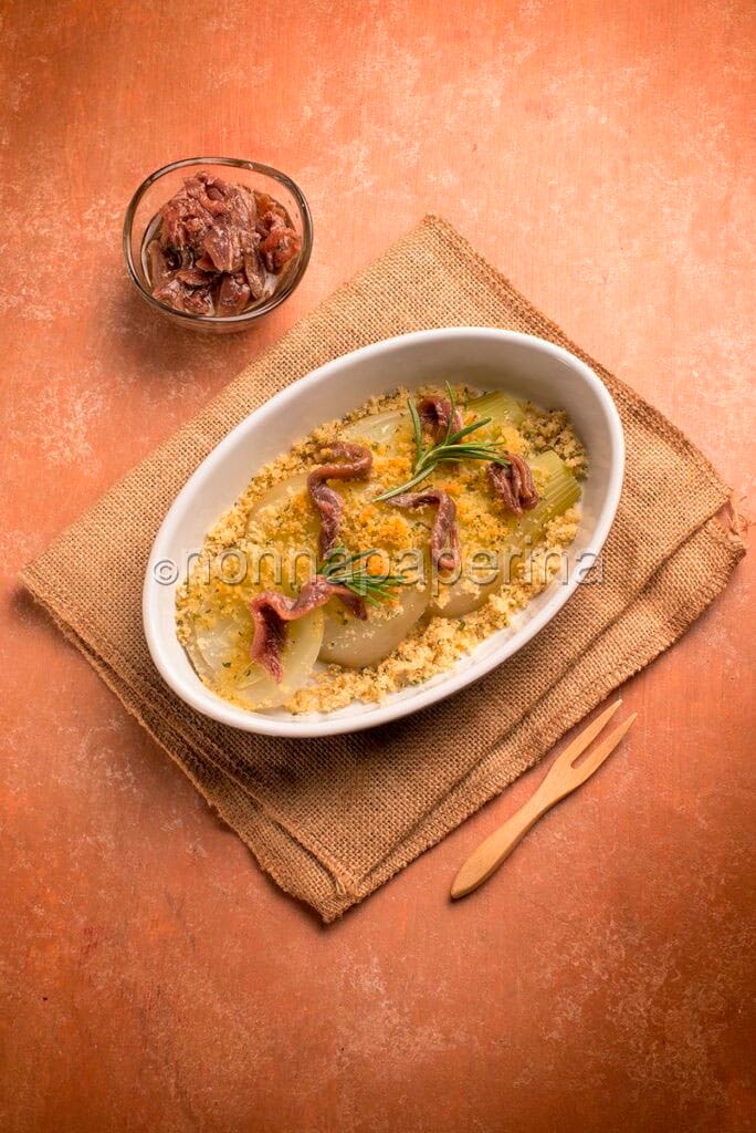 Finocchi con acciughe Finocchi con acciughe