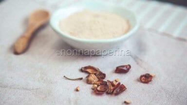 Polvere di rosa canina