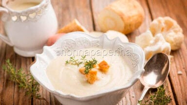 Zuppa di pastinaca e cavolfiore