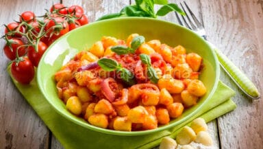 Gnocchi pomodoro e basilico