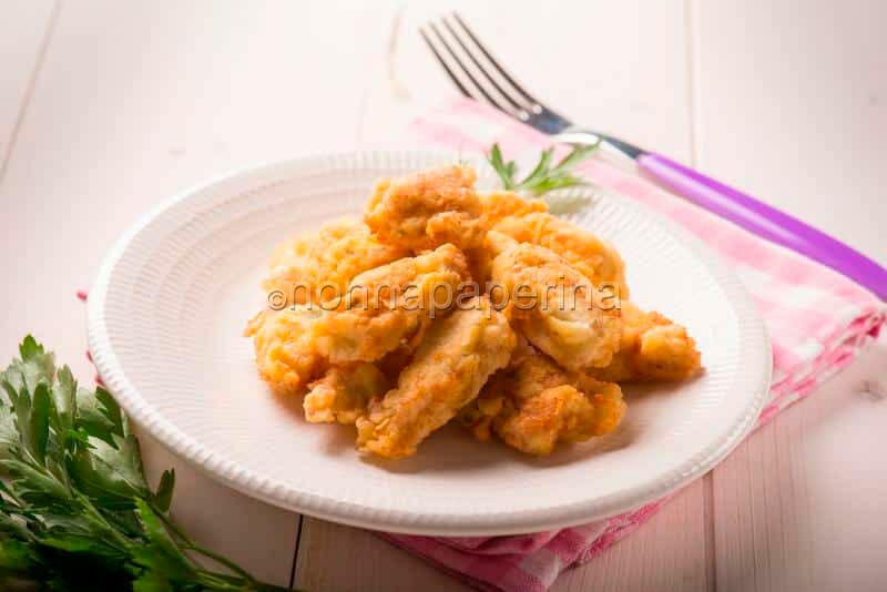 Bocconcini di pollo croccanti, per far felici grandi e piccini