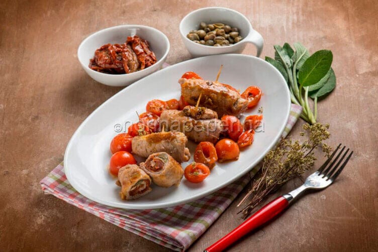 Involtini di vitello al pomodoro
