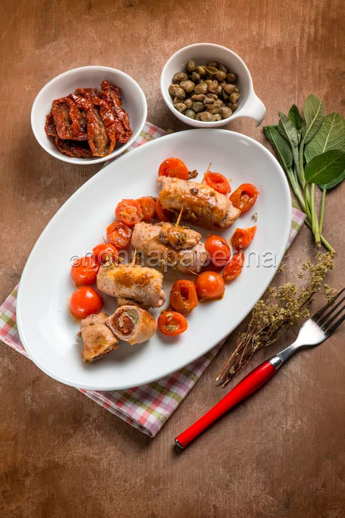 Involtini di vitello al pomodoro