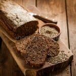 Pane nero danese con farina di segale integrale. Una vera chicca