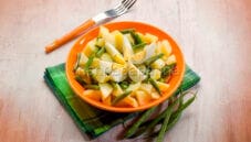 Insalata di patate e fagiolini con uova sode
