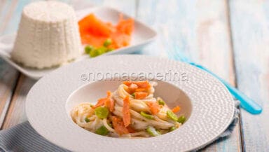 Pasta fave e salmone