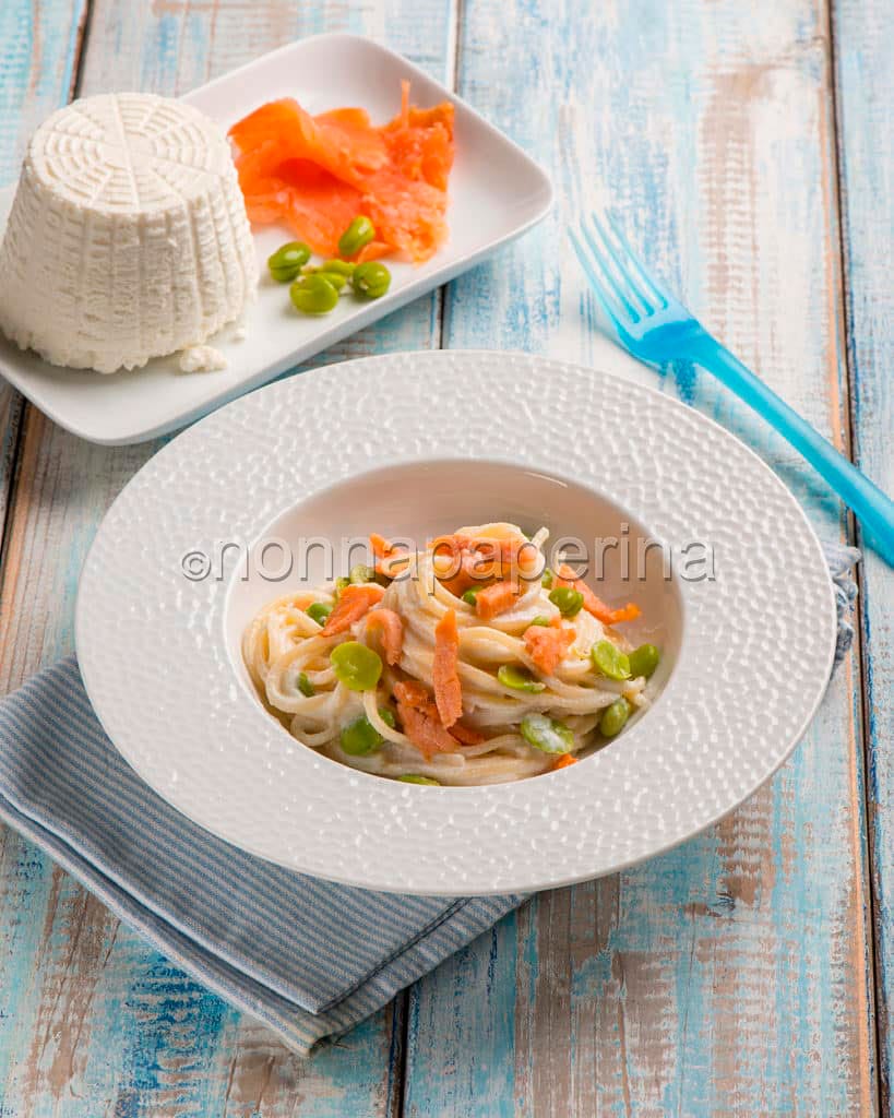 Pasta fave e salmone