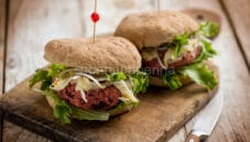 Vegetarian burger alla quinoa, un concentrato di salute