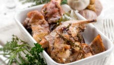 Coniglio arrosto : il piatto della tradizione di Pasqua Coniglio arrosto : il piatto della tradizione di Pasqua