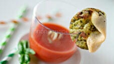 Fresca e salubre Zuppetta estiva al peperone Fresca e salubre Zuppetta estiva al peperone