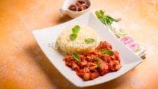 Cous cous di mare: un primo di pesce veloce che stupisce Cous cous di mare: un primo di pesce veloce che stupisce