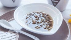 zuppa dolce di fagioli di soia verde