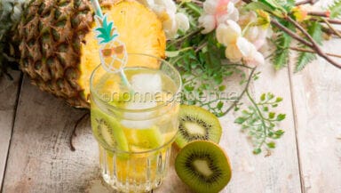 Acqua aromatizzata kiwi e ananas