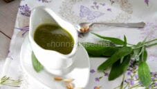 Pesto di salvia: un condimento saporito per molte ricette