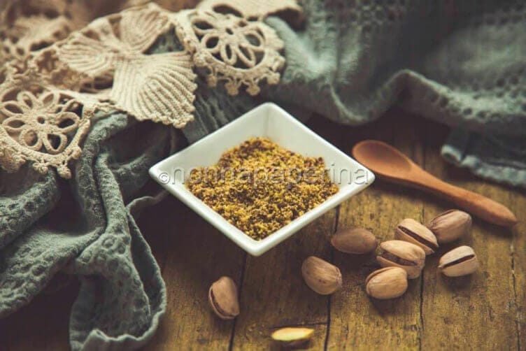 Farina di pistacchio, molti pregi in cucina farina di pistacchio