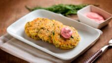 Hamburger con miglio, zucchine e salicornia Hamburger con miglio, zucchine e salicornia