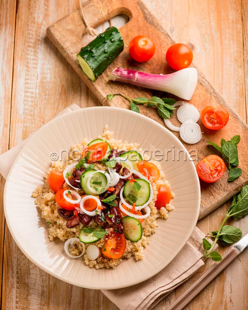 Insalata di quinoa con fagioli giapponesi