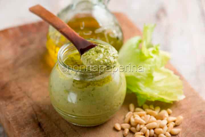 Pesto di scarola: condimento che non vi deluderà! Pesto di scarola