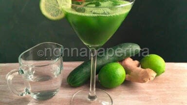 Cocktail di cetrioli e cavolo nero