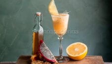 Il sapore unico del succo di finocchio e pompelmo Il sapore unico del succo di finocchio e pompelmo