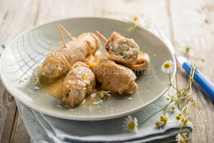 involtini di tacchino alla camomilla involtini di tacchino alla camomilla