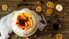 Pavlova con crema pasticcera all arancia