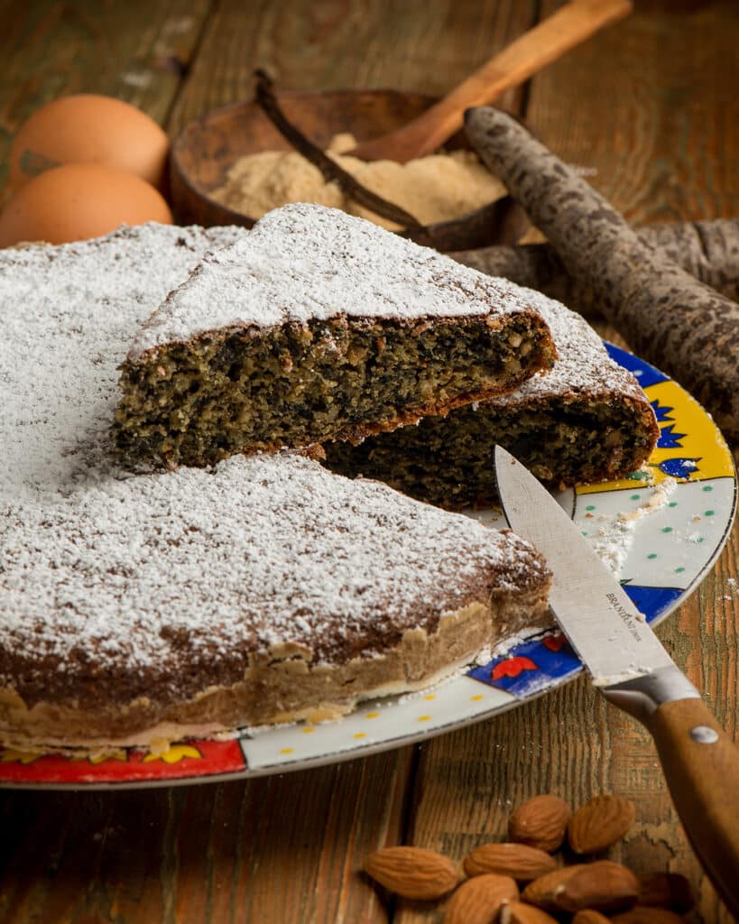 Torta di carote viola