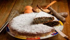Torta di carote viola: un dolce originalissimo