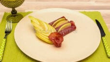 Rotolini di Bresaola della Valtellina I.G.P. con le mele