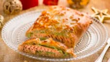 Croccante e morbido salmone in crosta, una vera delizia