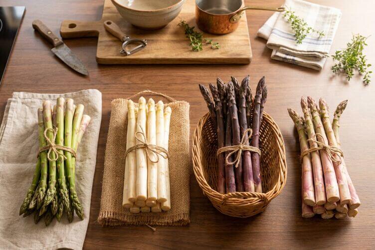 varietà di asparagi